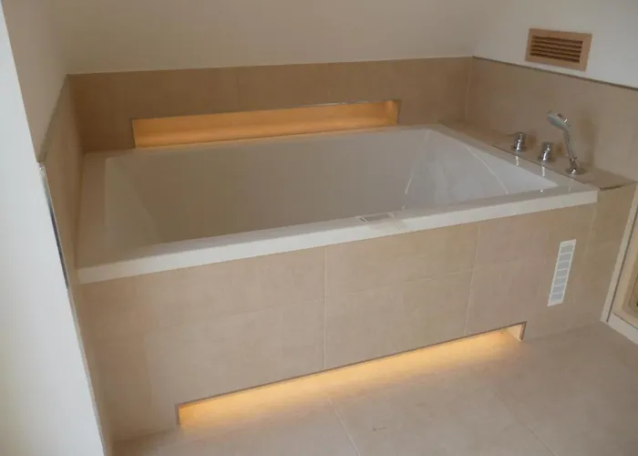 Ostsee-wellnesslandhaus Mit Sauna, Jacuzzi, Innenwhirlpool